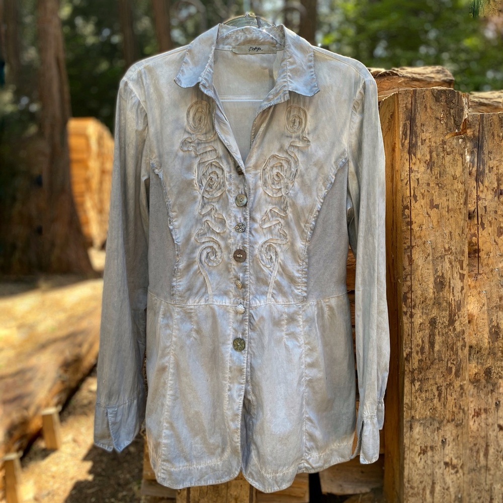 Bottega Veneta Embroidered Boho Blazer Blouse Grey Distressed Pearl Button